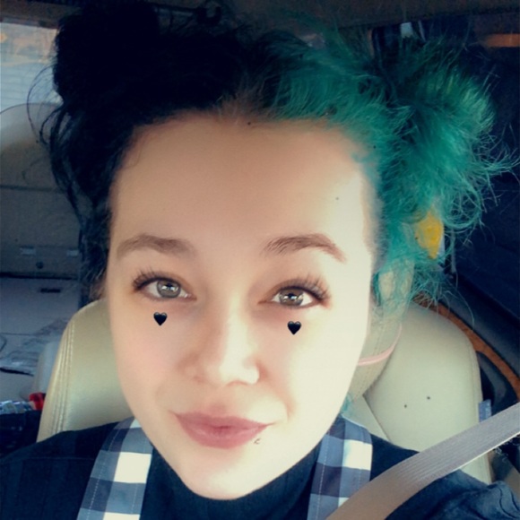 Meet your Posher, Jessie - Picture 1 of 1